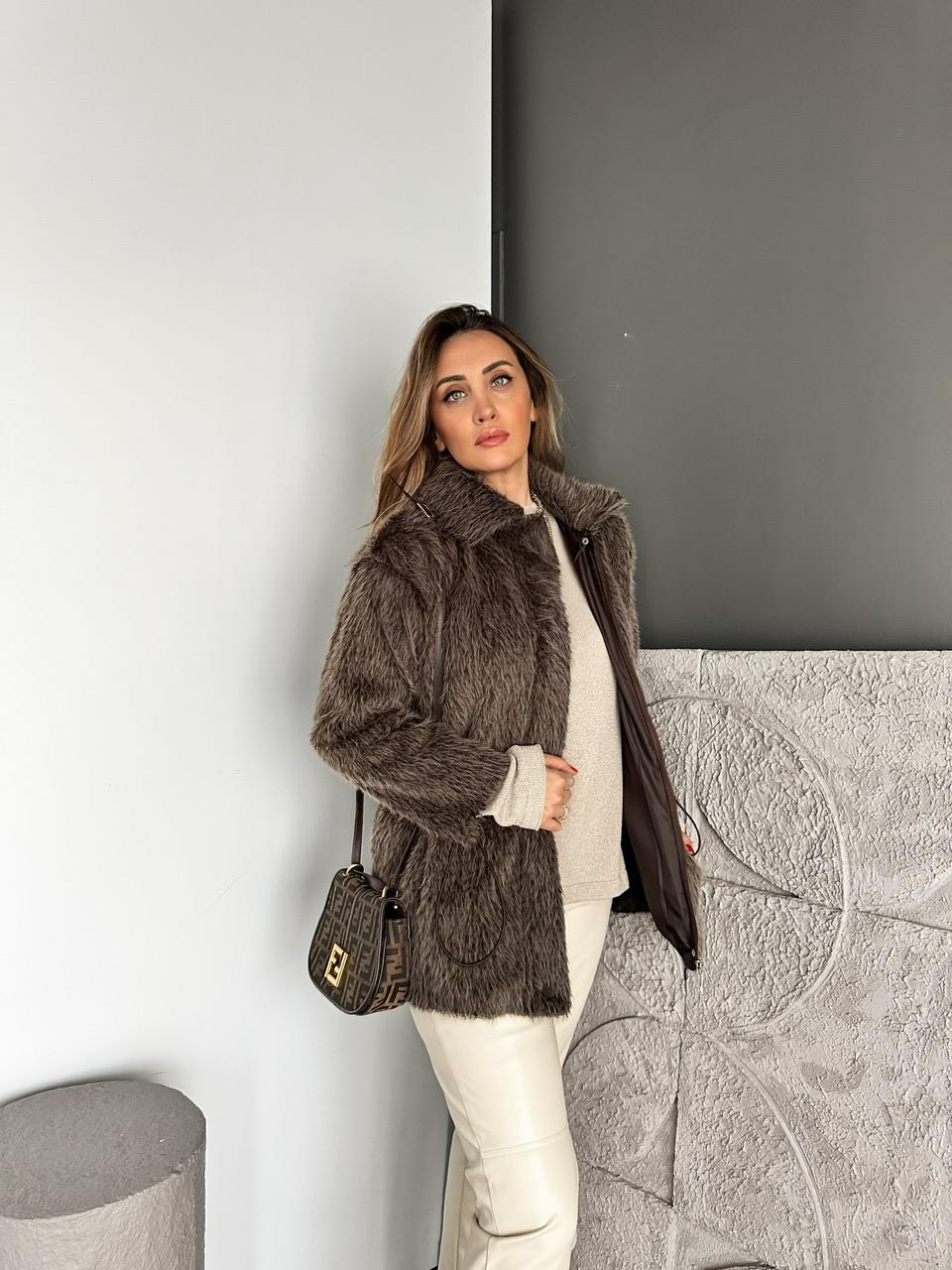 Kahve Tüylü Beli Büzülebilir Mont