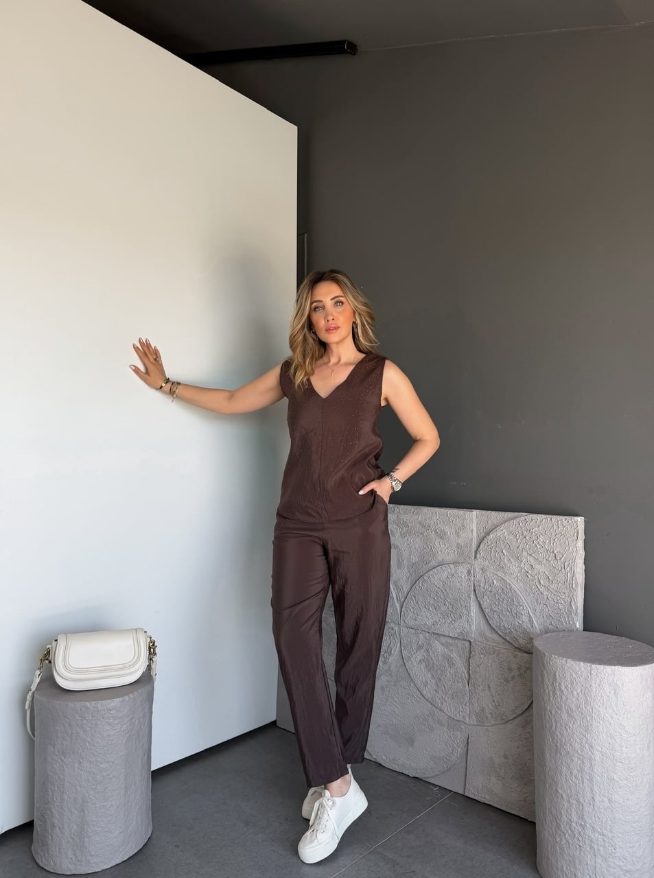 Kahve V Yaka Serpme Taşlı Takım