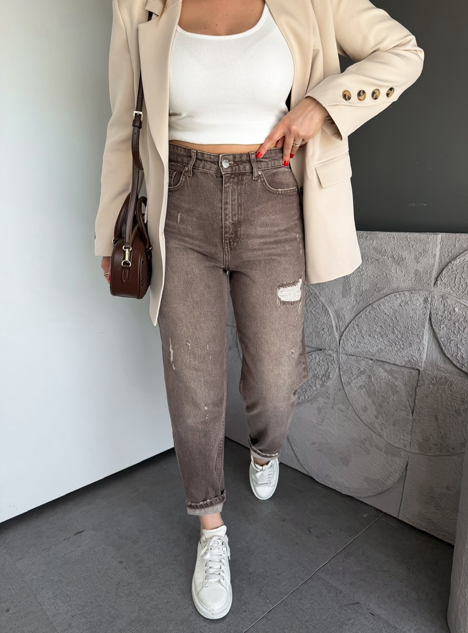 Kahve Yırtık Parçalı Mom Jean