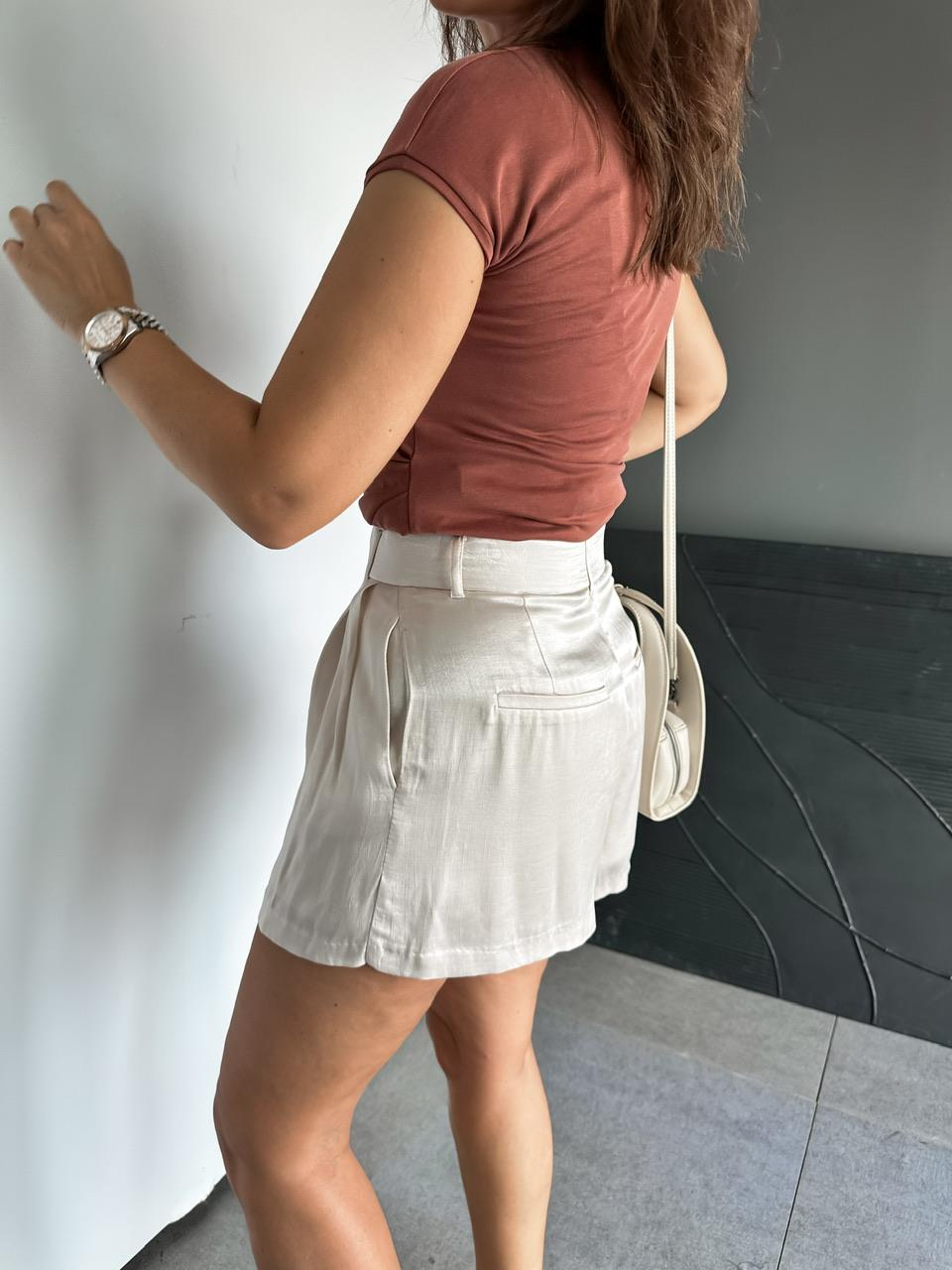 Krem Saten Şort