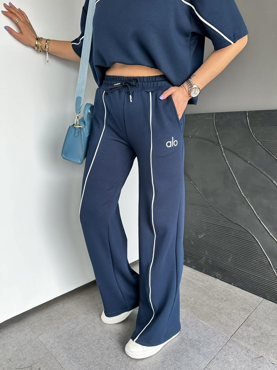 Lacivert Biyeli Modal Spor Takım