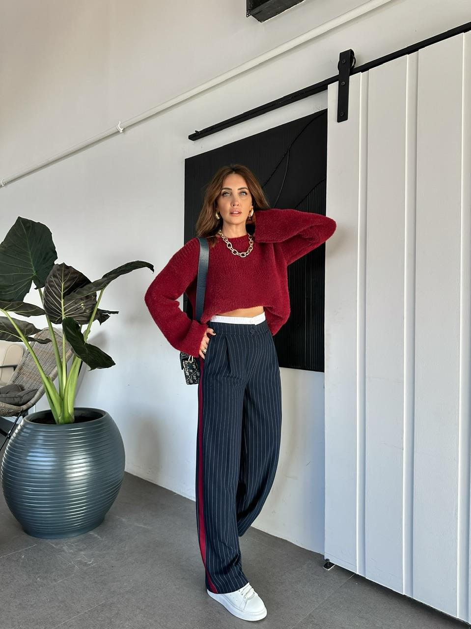 Lacivert Çizgili Bel Detaylı Pantolon