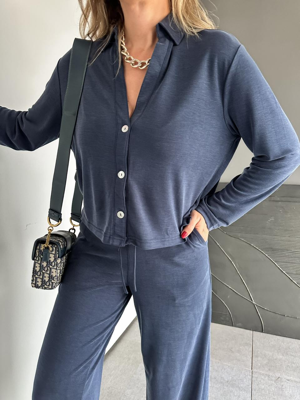 Lacivert Düğmeli Marka Model Soft Takım