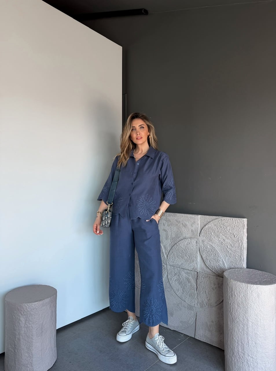 Lacivert Eteği Nakışlı Premium Keten Takım