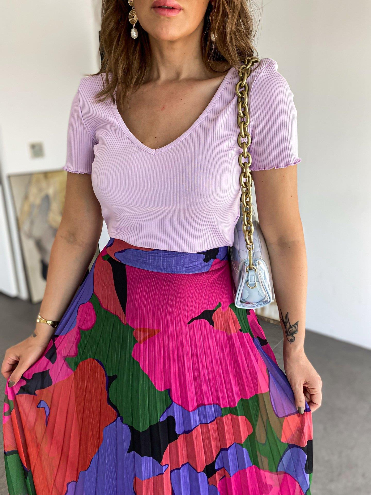 Lila V Yaka Volanlı Crop