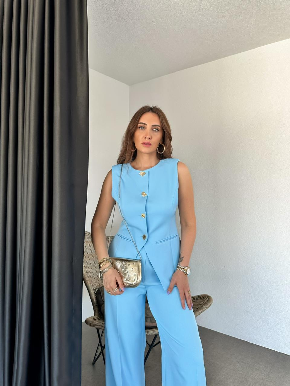 Mavi Gold Düğmeli Yelekli Takım