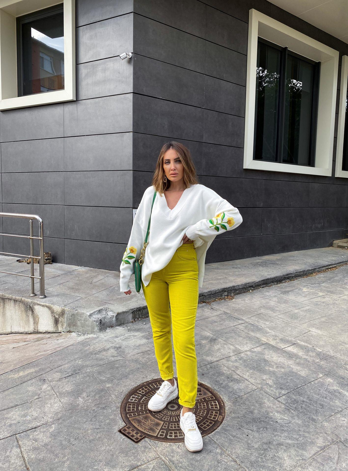 Neon Sarı Fitilli Kadife Pantolon