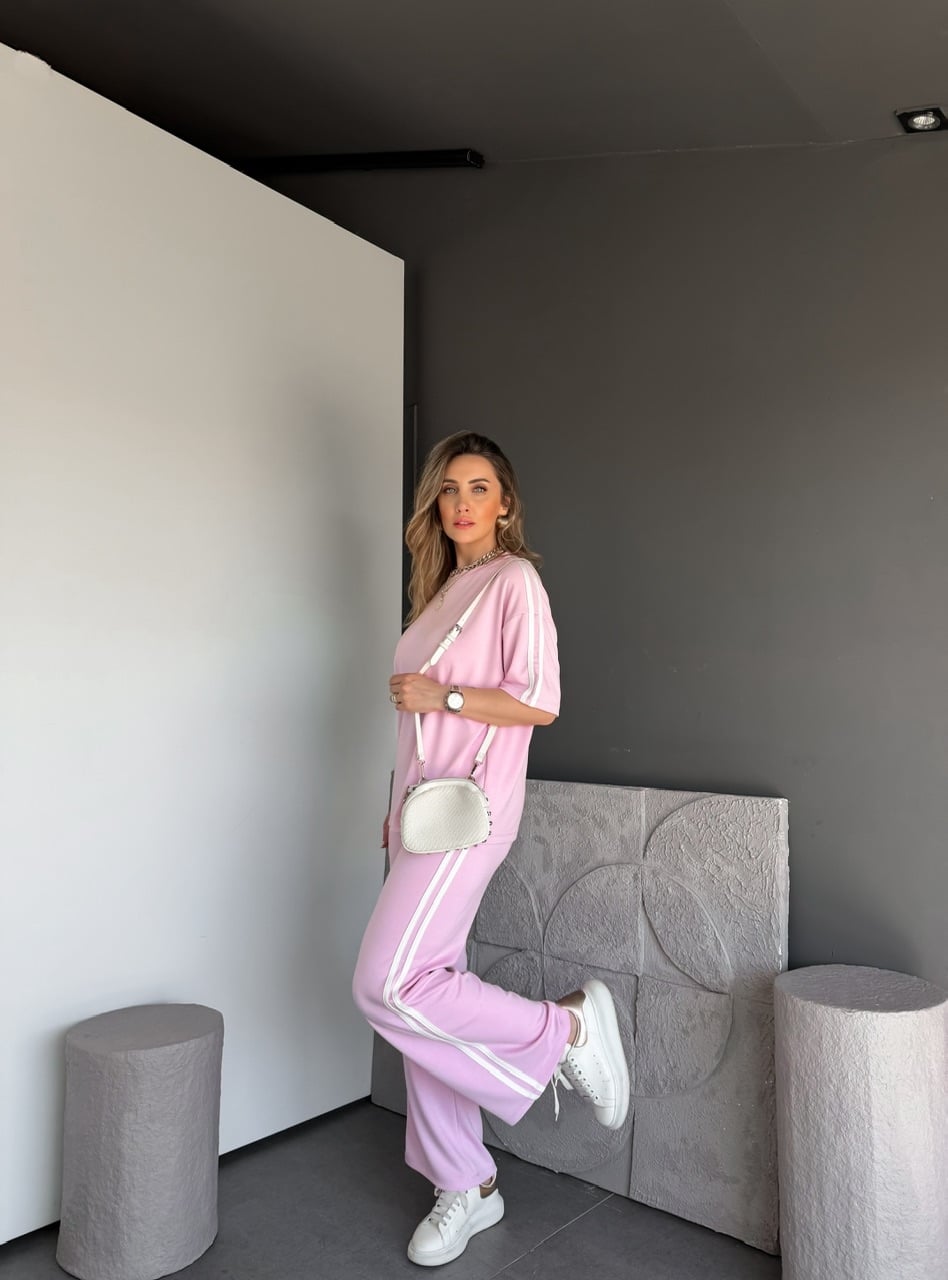Pembe Beyaz Biyeli Modal Basic Takım