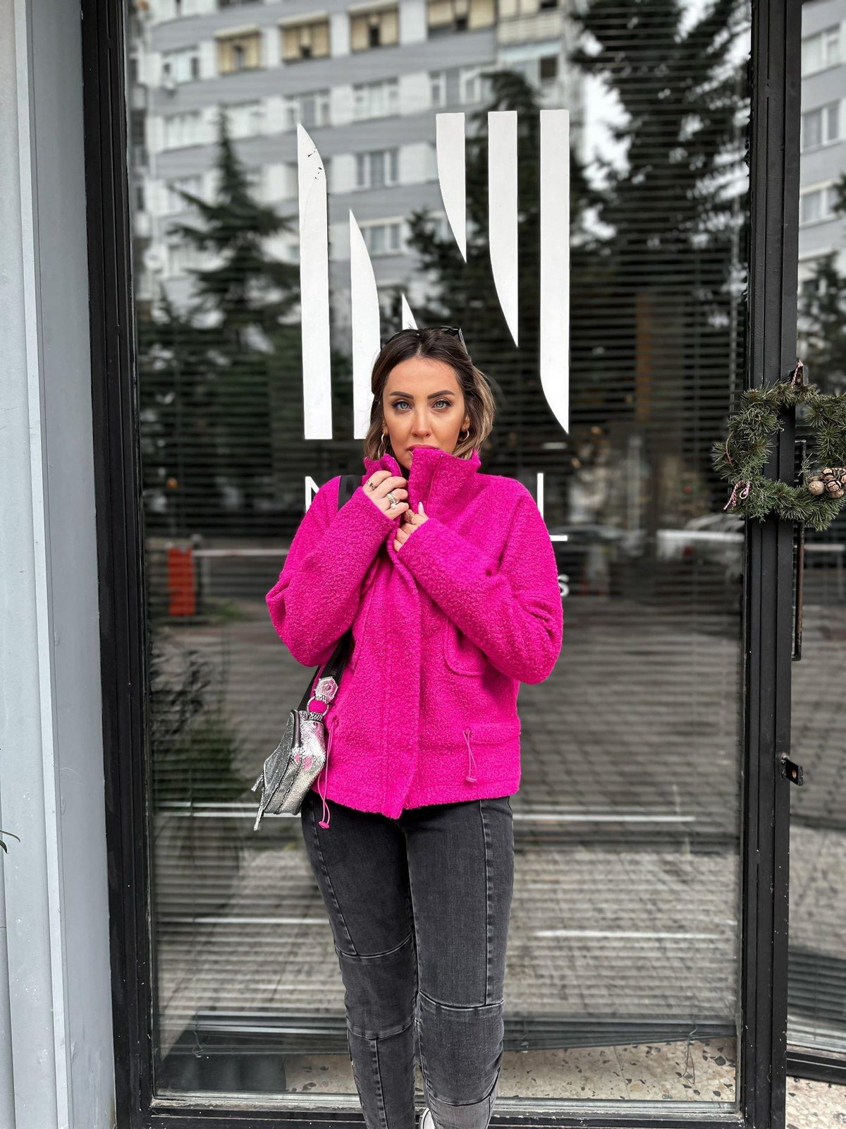 Pembe Büzgülü Buklet Mont