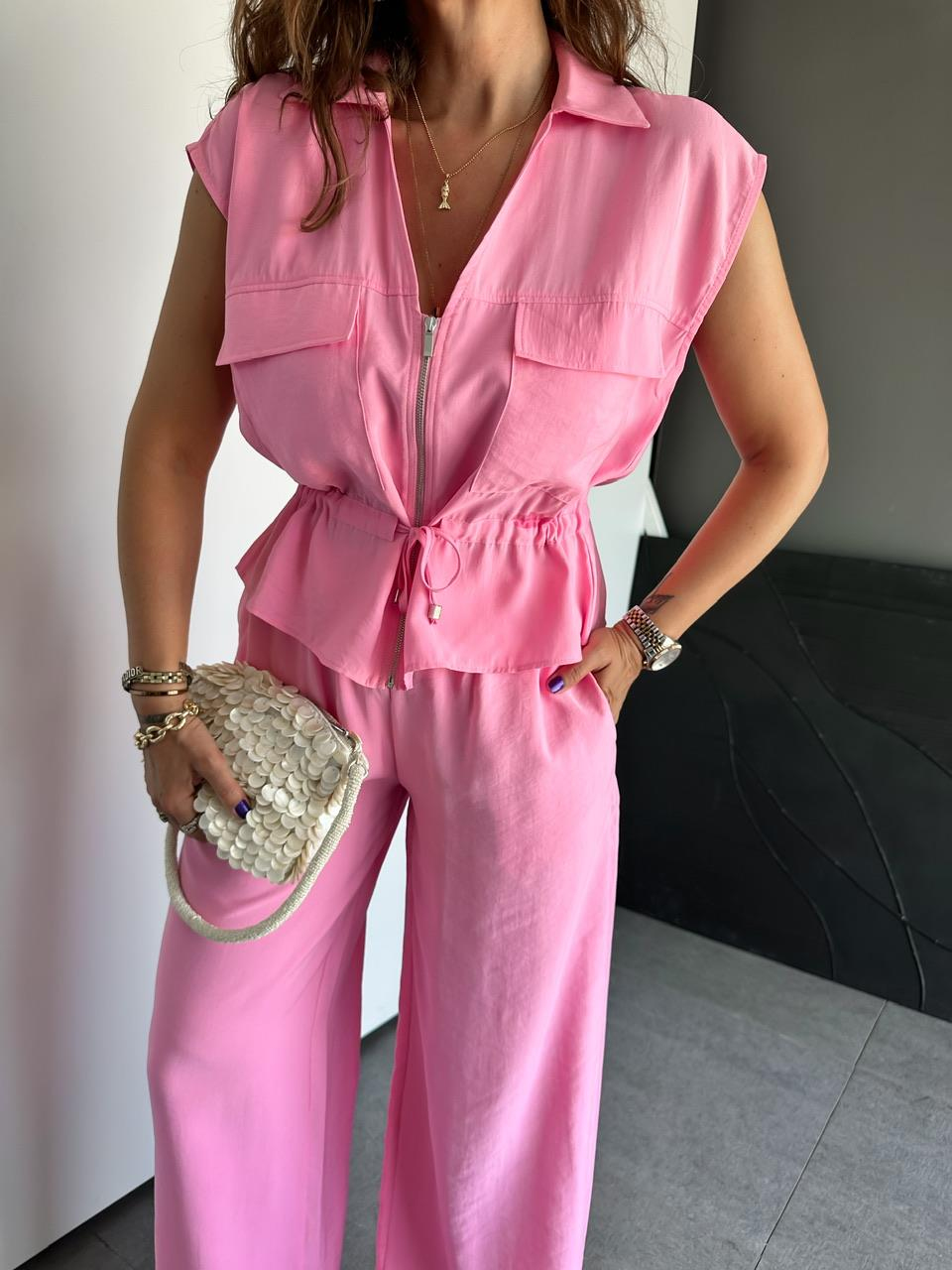 Pembe Büzülebilir Yelekli Takım