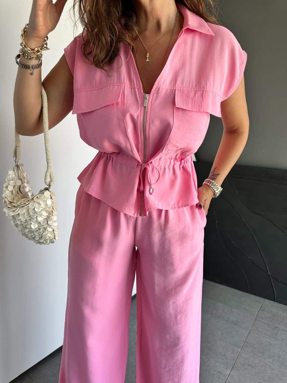 Pembe Büzülebilir Yelekli Takım