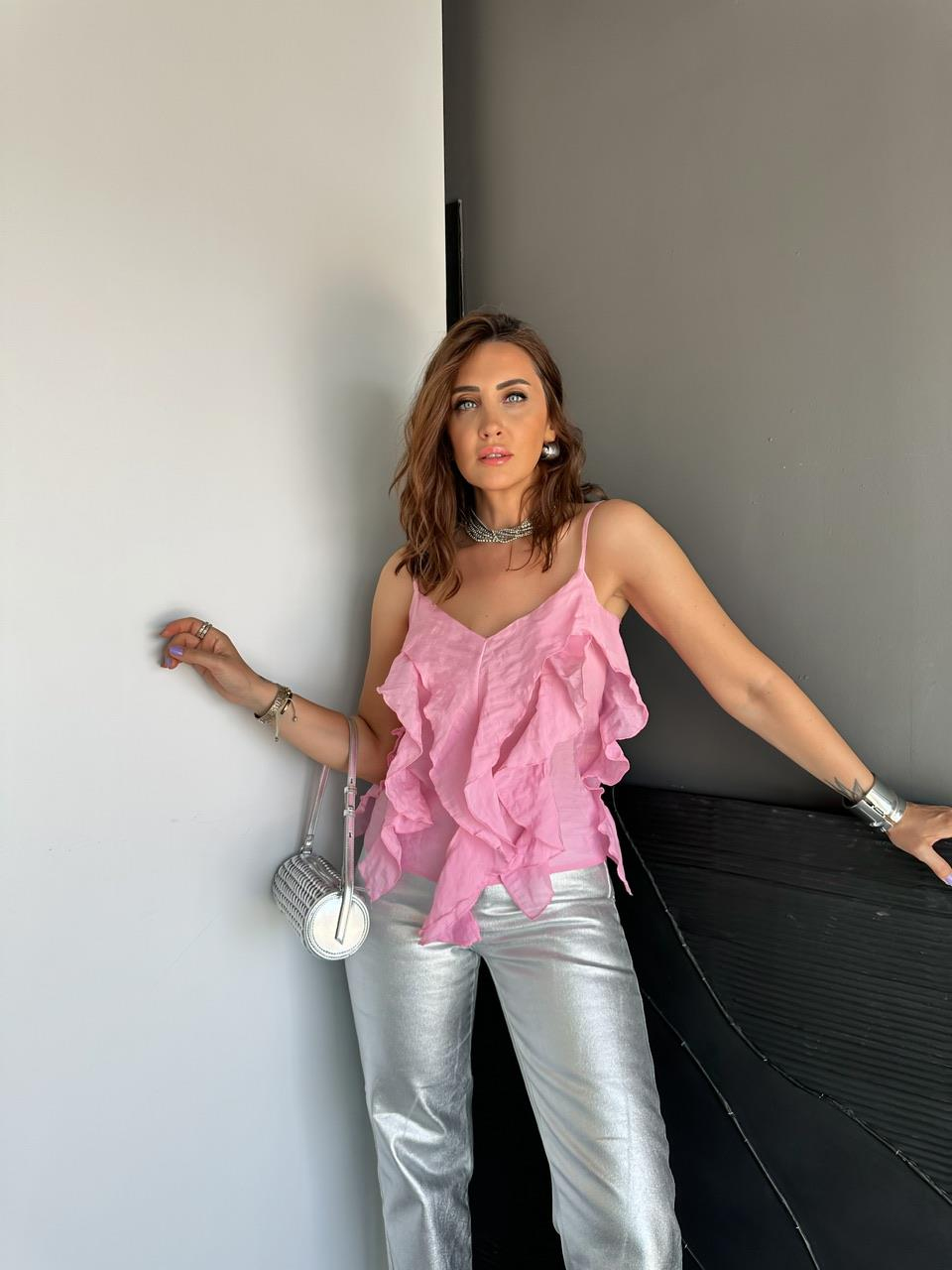 Pembe İp Askılı Volanlı Soft Bluz