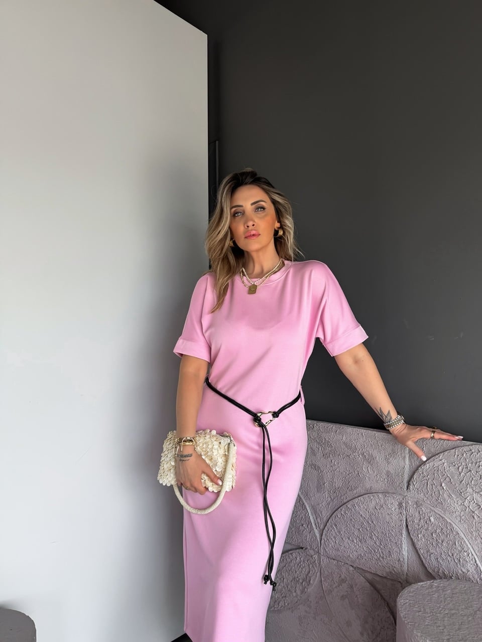 Pembe Kemer Aksesuarlı Modal Elbise