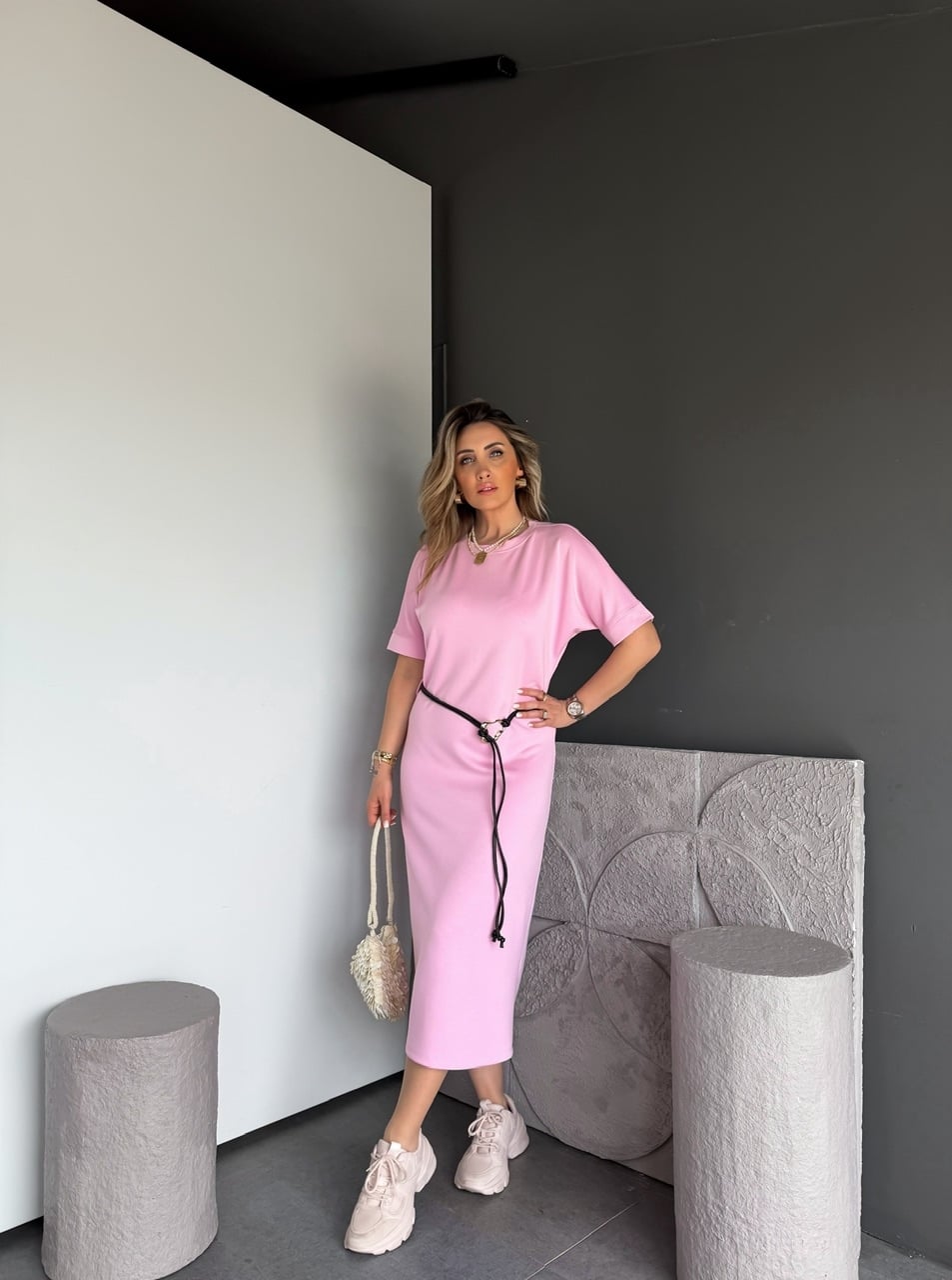Pembe Kemer Aksesuarlı Modal Elbise
