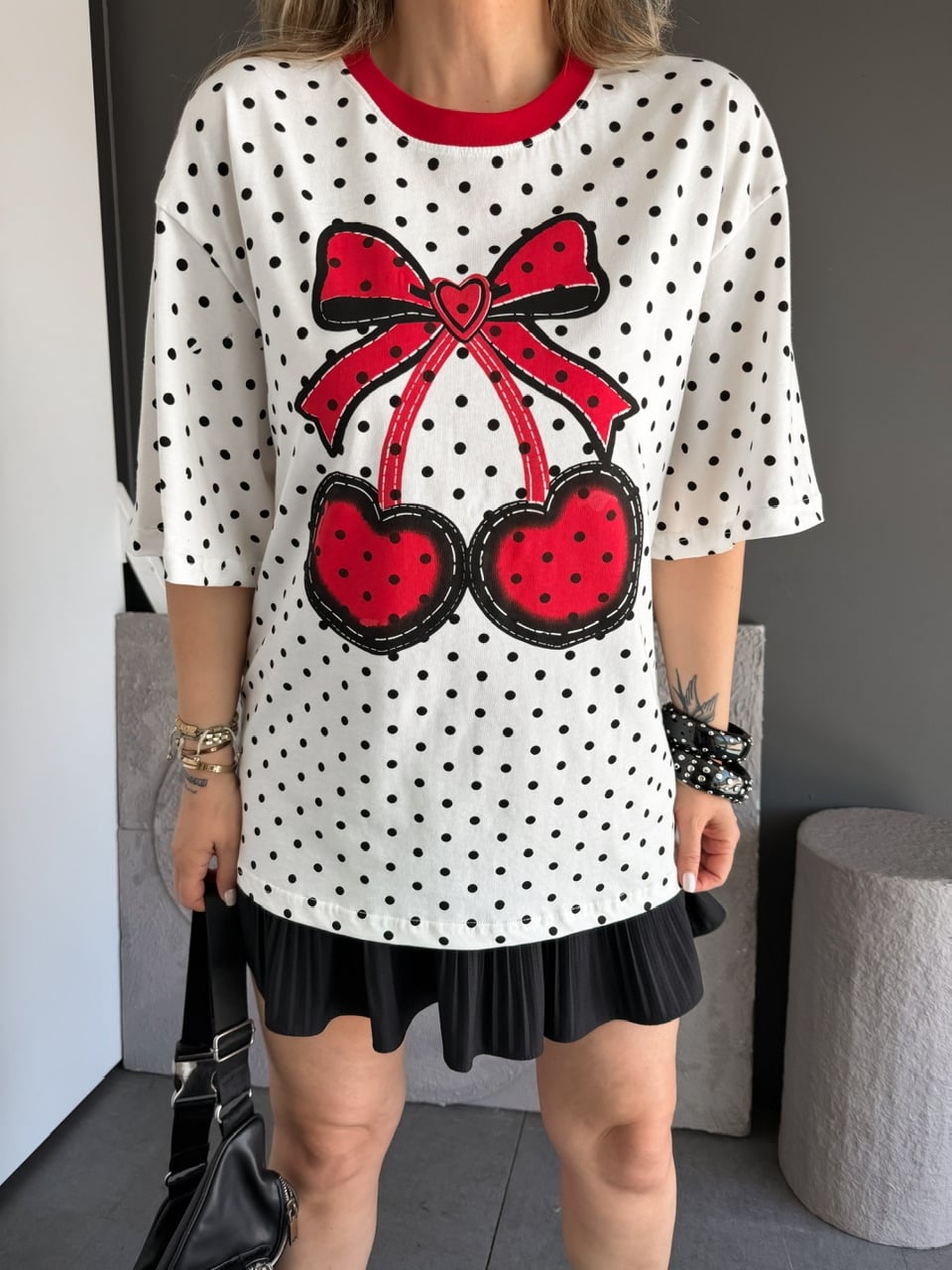 Puantiyeli Kirazlı Tshirt