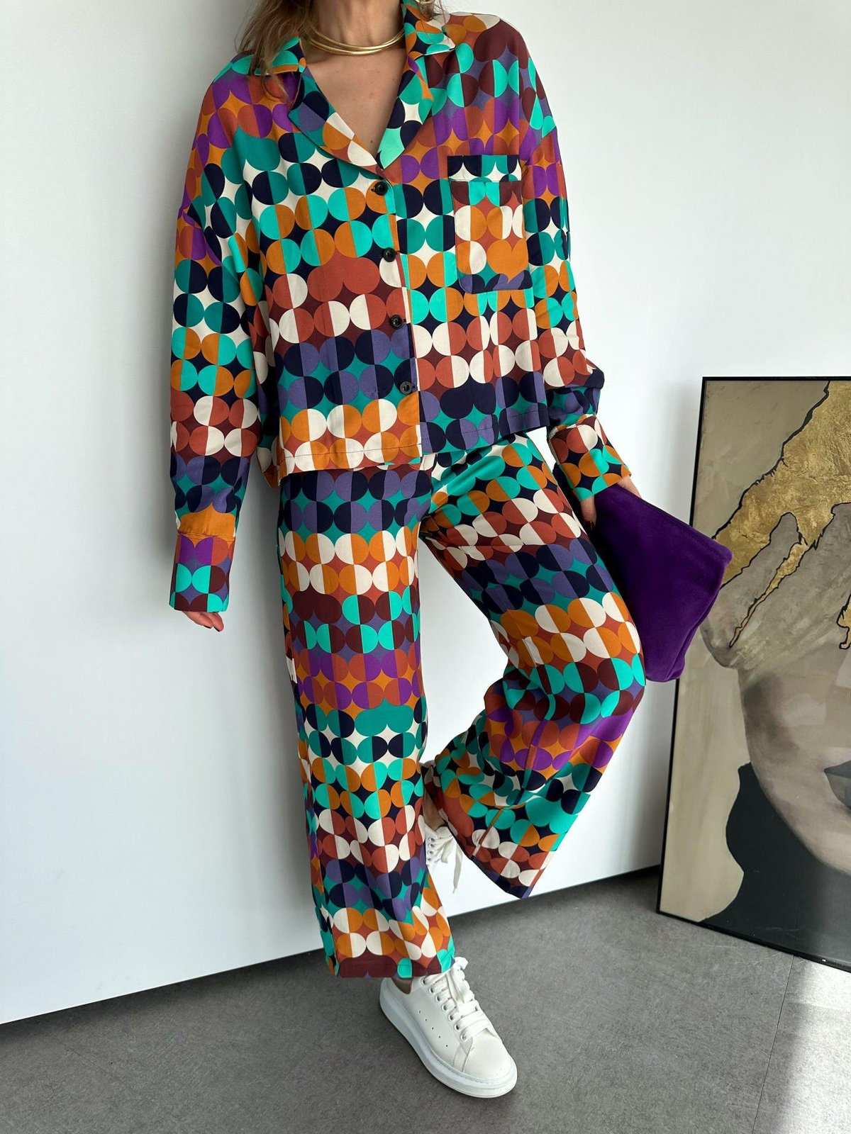 Renkli Geometrik Desenli Gömlek Pantolon Takım