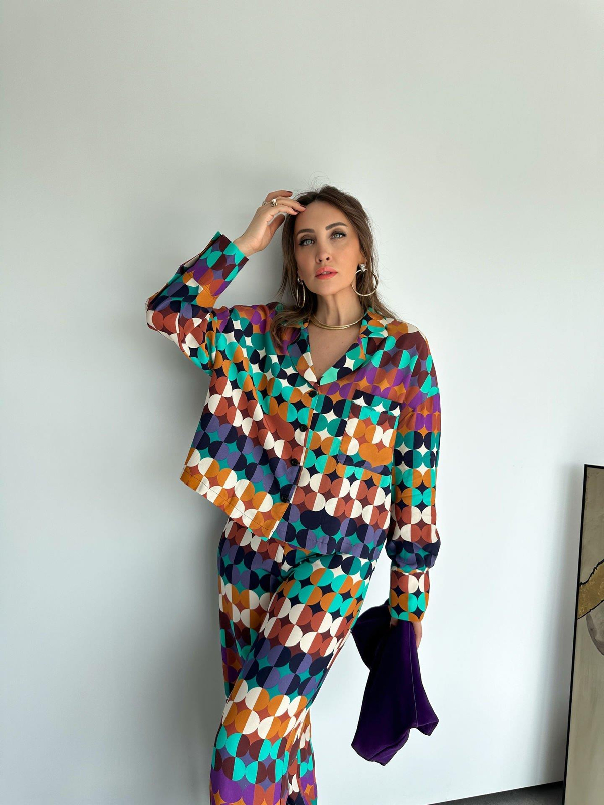 Renkli Geometrik Desenli Gömlek Pantolon Takım