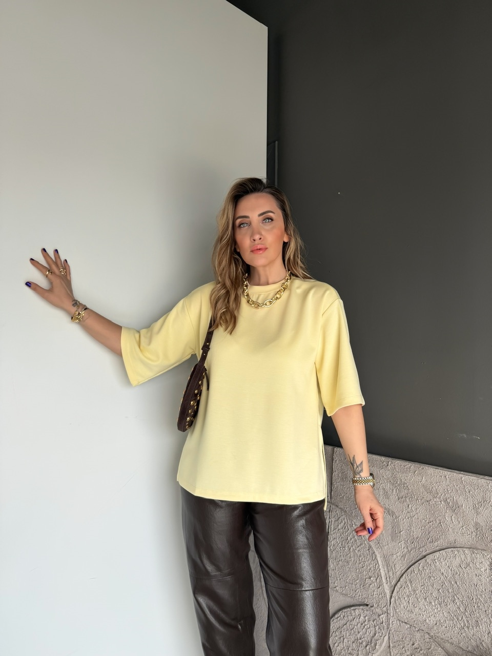 Sarı Yırtmaçlı Salaş Tshirt