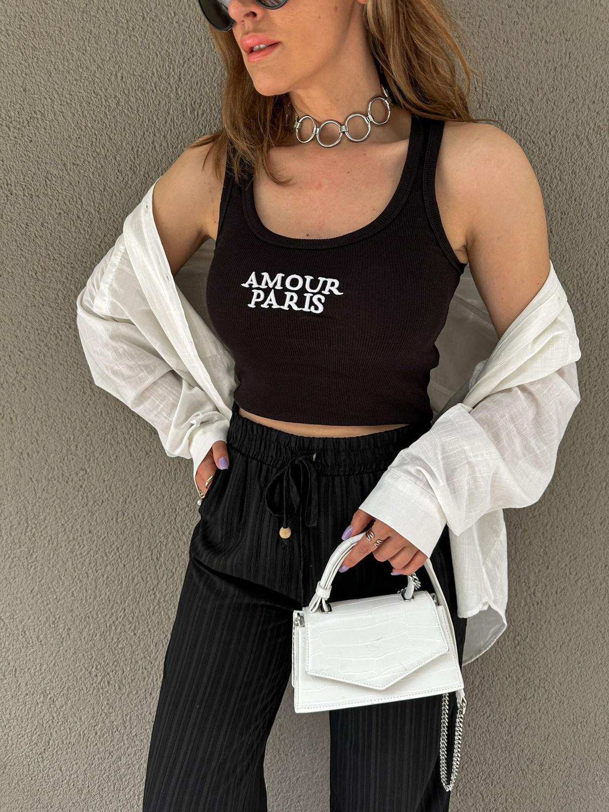 Siyah Amour Crop