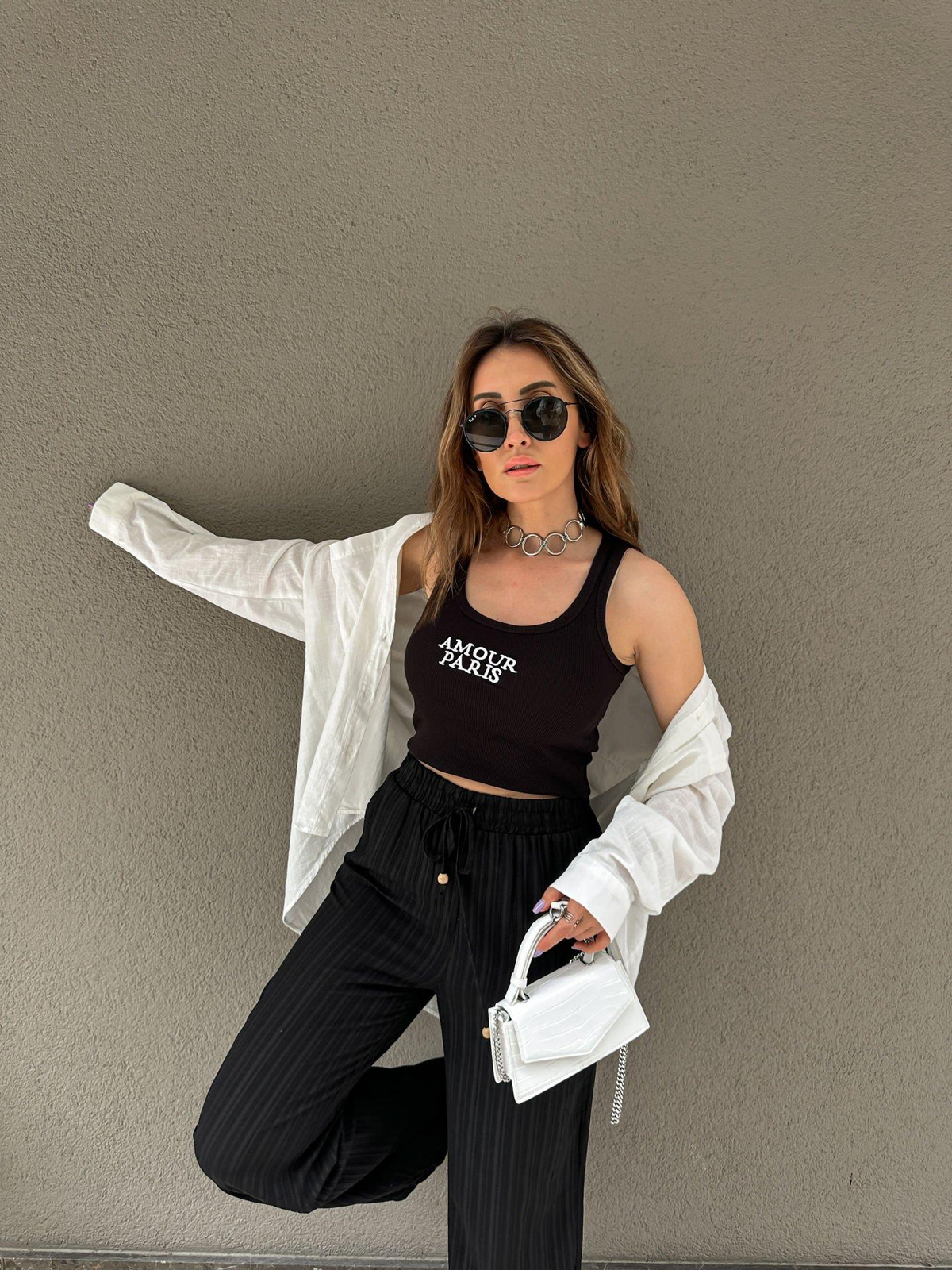 Siyah Amour Crop