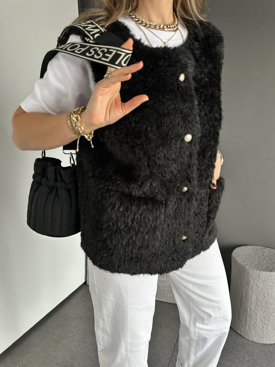 Siyah Cepli Teddy Yelek