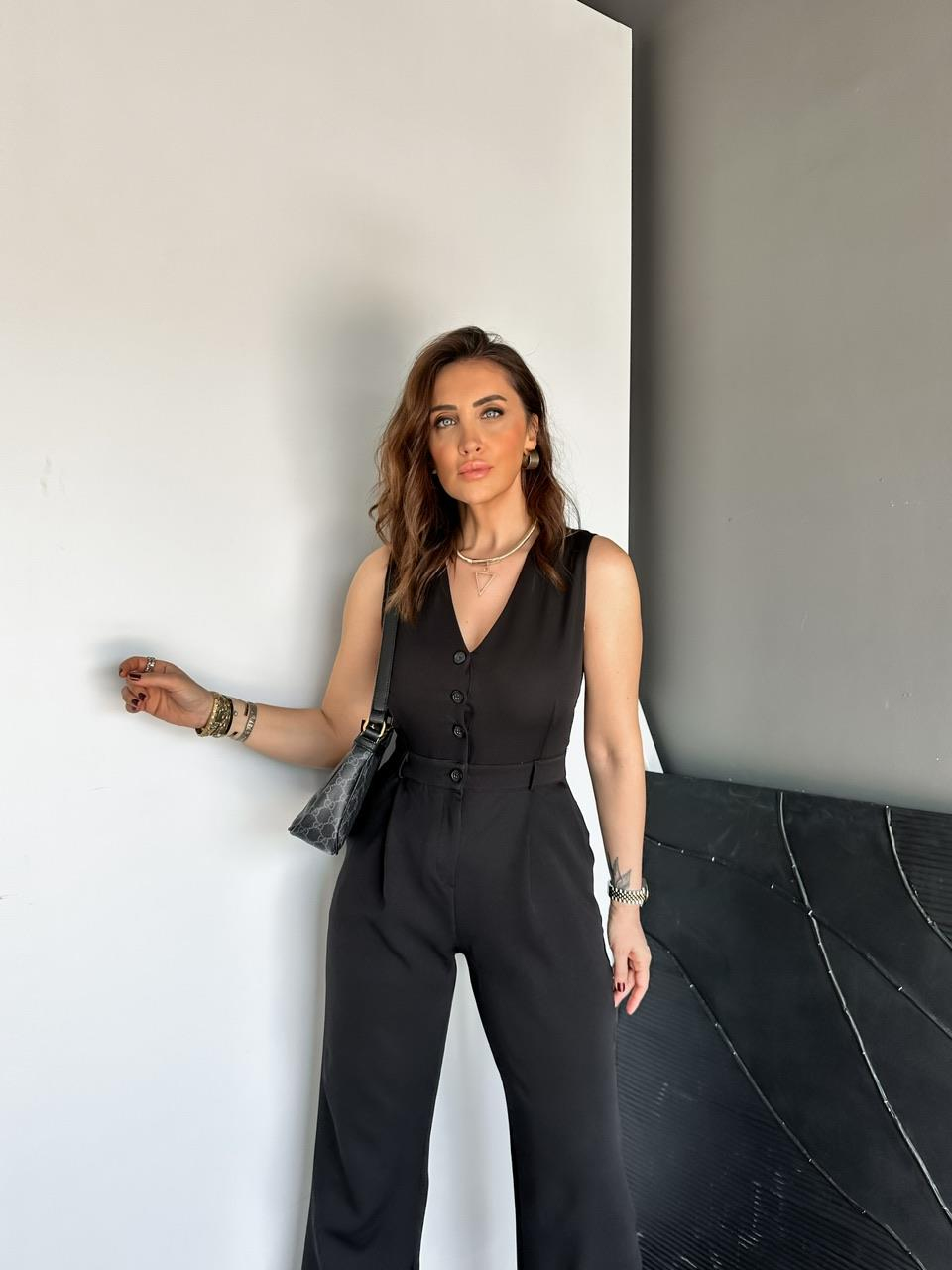 Siyah Düğmeli Kumaş Tulum