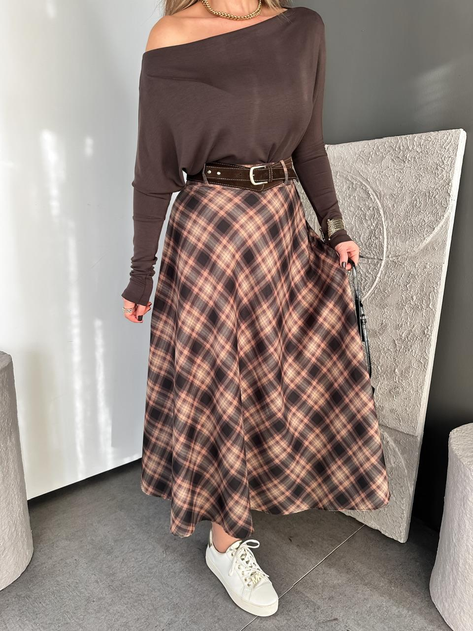 Siyah Ekose Süet Kemerli Maxi Etek