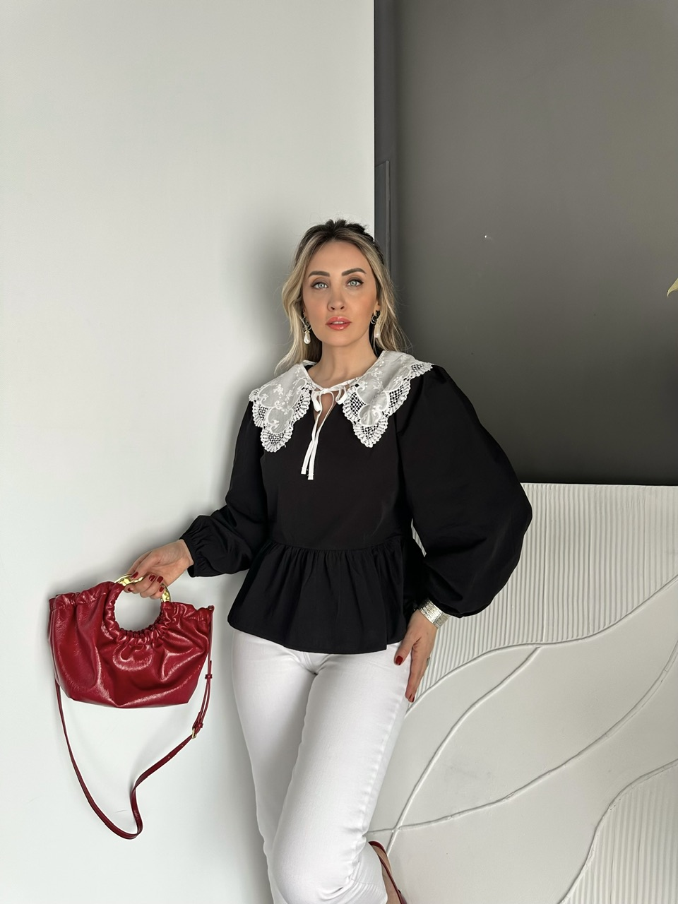 Siyah Fisto Yakalı Orijinal Bluz