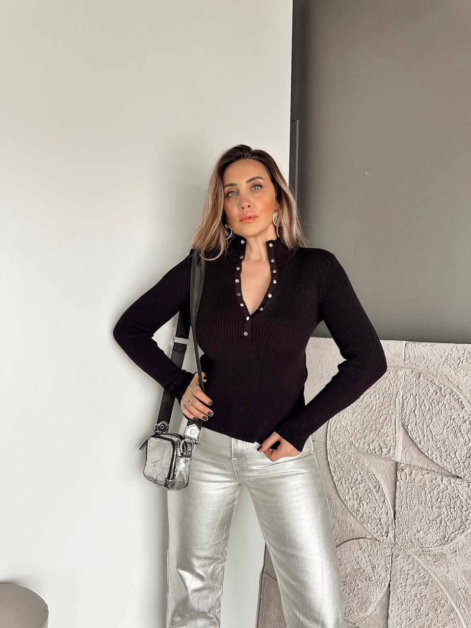 Siyah Gold Çıtçıtlı Fitilli Kazak