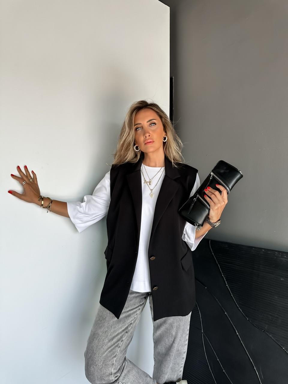 Siyah Gold Düğmeli Casual Yelek