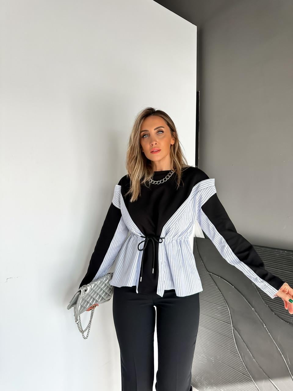 Siyah Gömlek Parçalı Beli İpli Sweatshirt