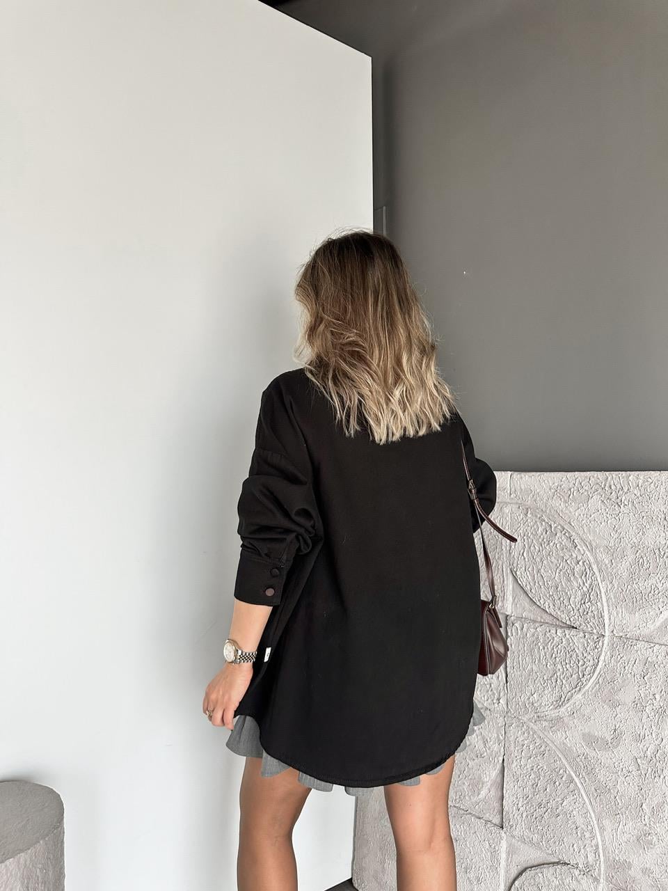 Siyah Kaplama Düğmeli Oversize Kot Ceket