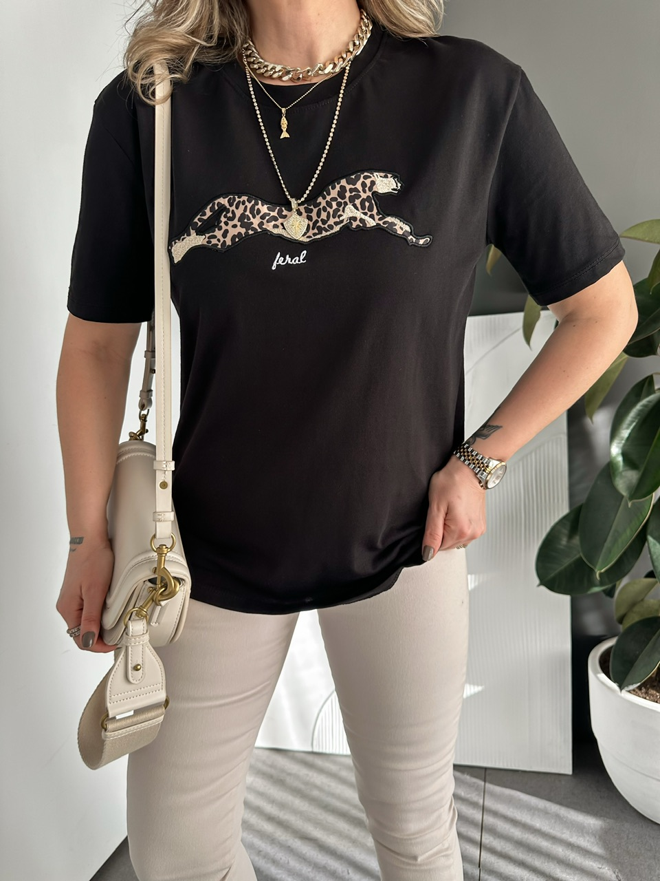 Siyah Kaplan Figürlü Tshirt