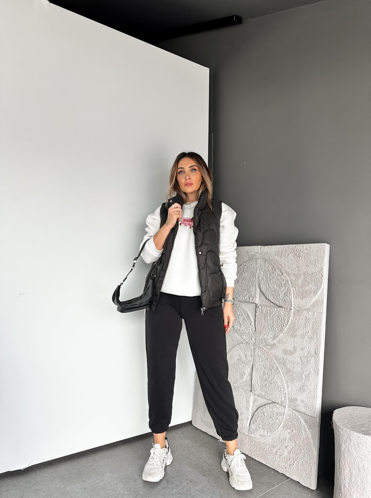 Siyah Lastikli Jogger Eşofman