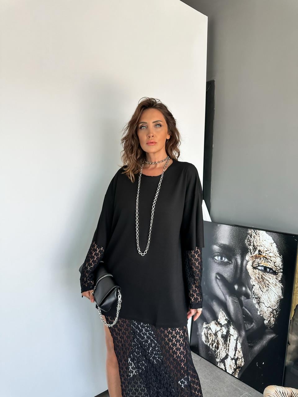 Siyah Tshirtlü Dantel Elbise