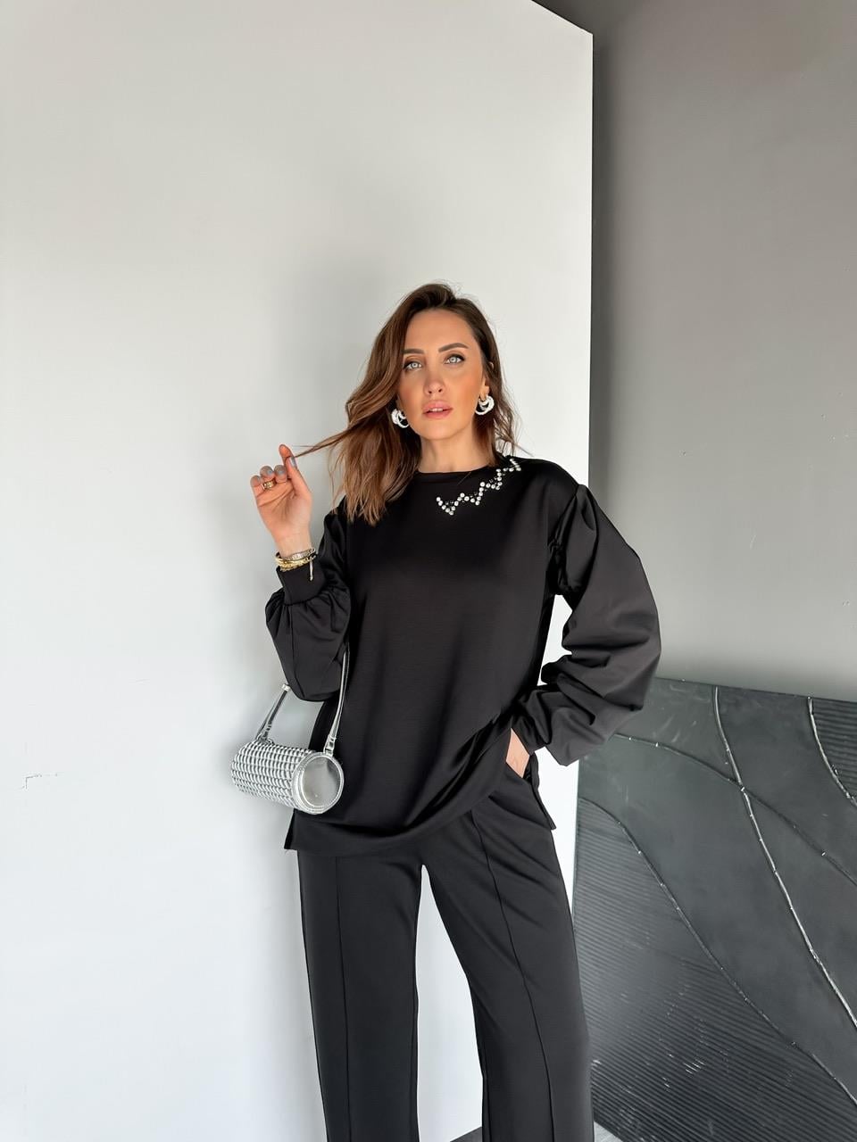 Siyah Yakası Taşlı Premium Modal Takım
