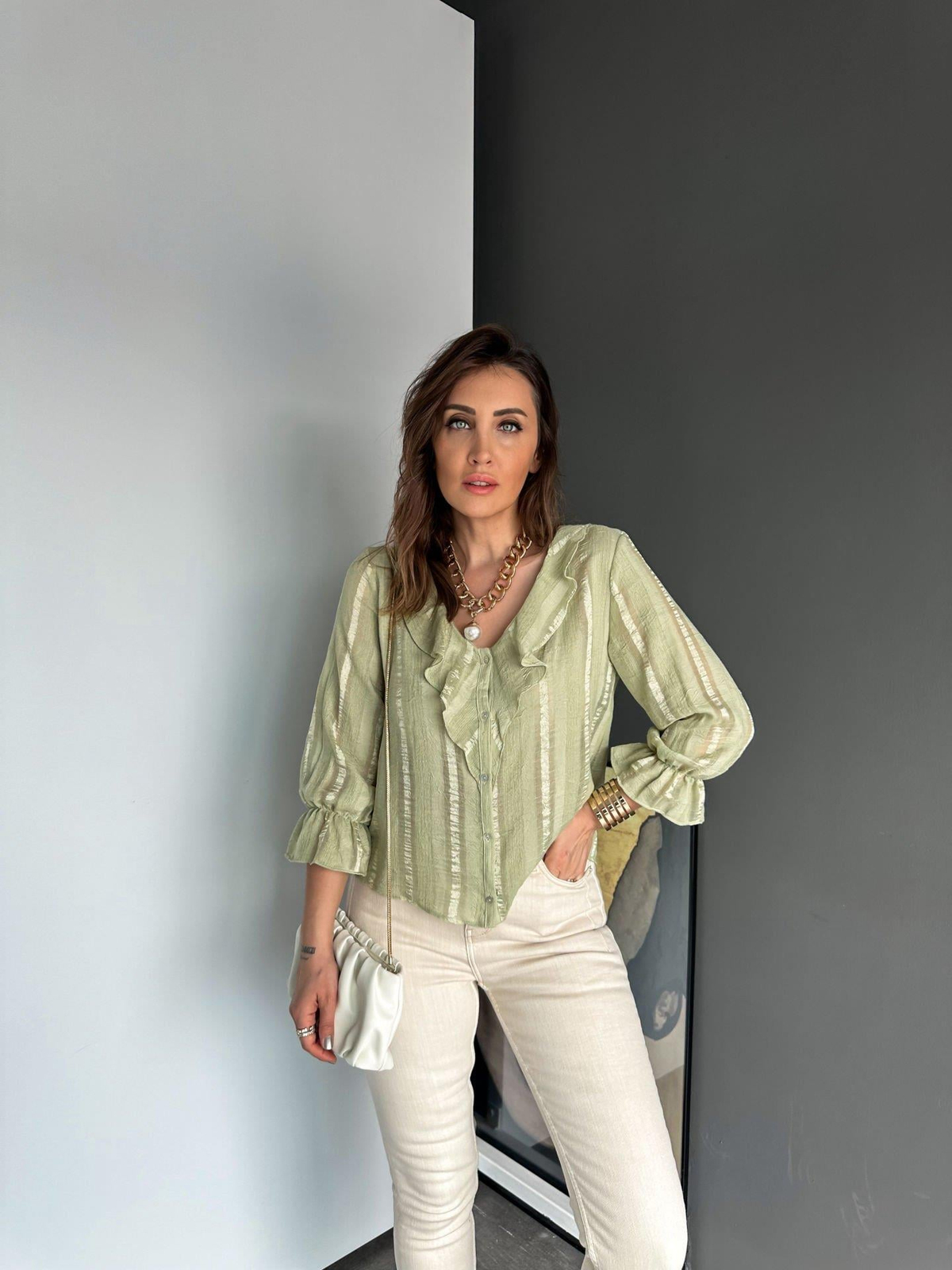 Su Yeşili Volanlı Bluz