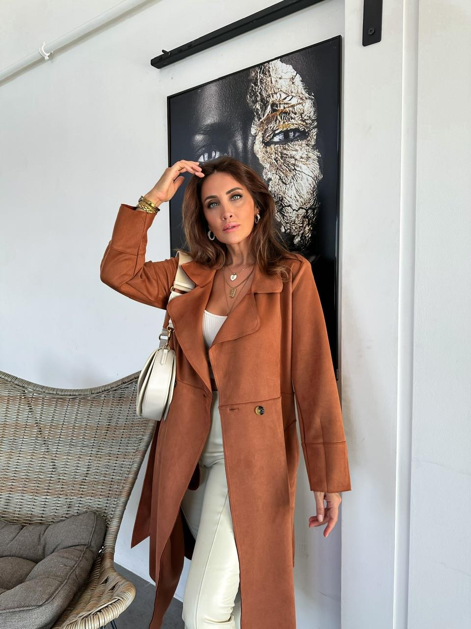 Taba Kuşaklı Süet Trençkot