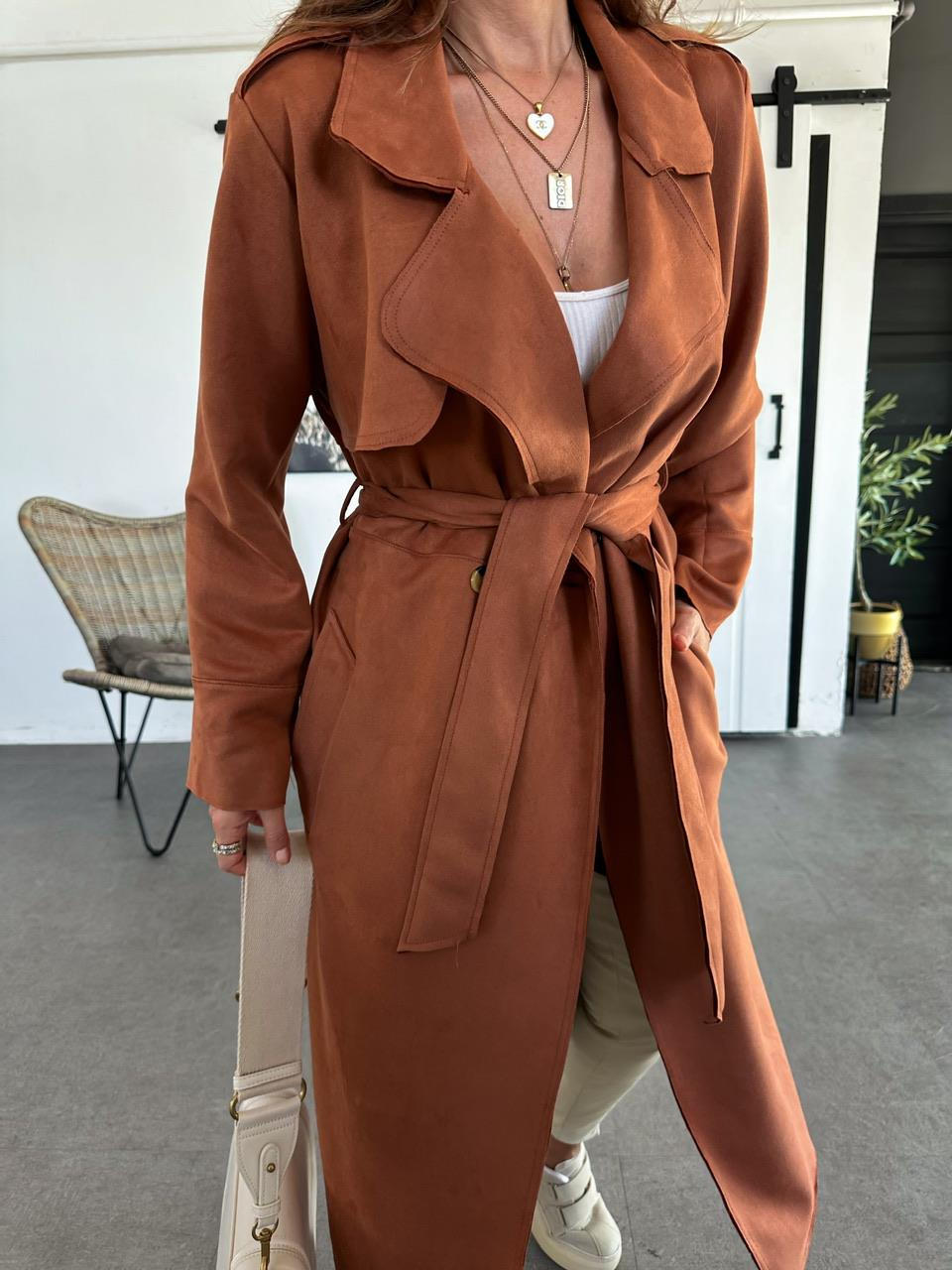 Taba Kuşaklı Süet Trençkot