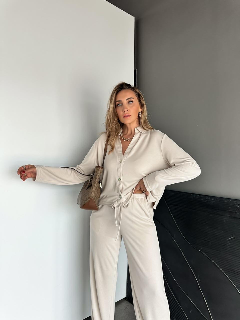 Taş Düğmeli Marka Model Soft Takım