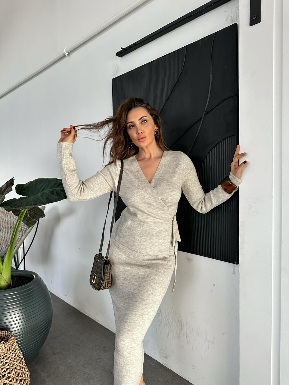 Taş Kruvaze Etekli Triko Takım