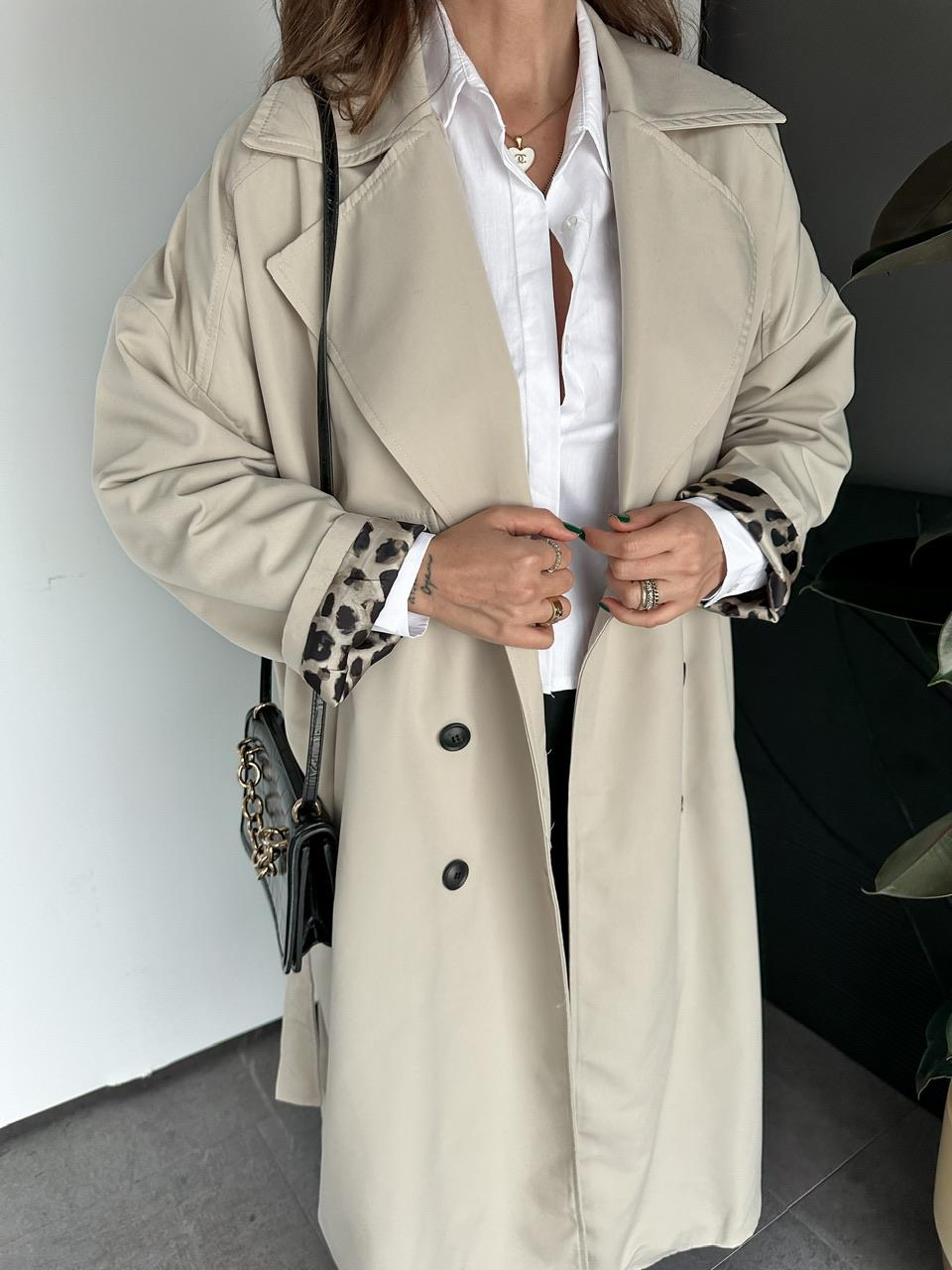 Taş Leopar Detaylı Trençkot 