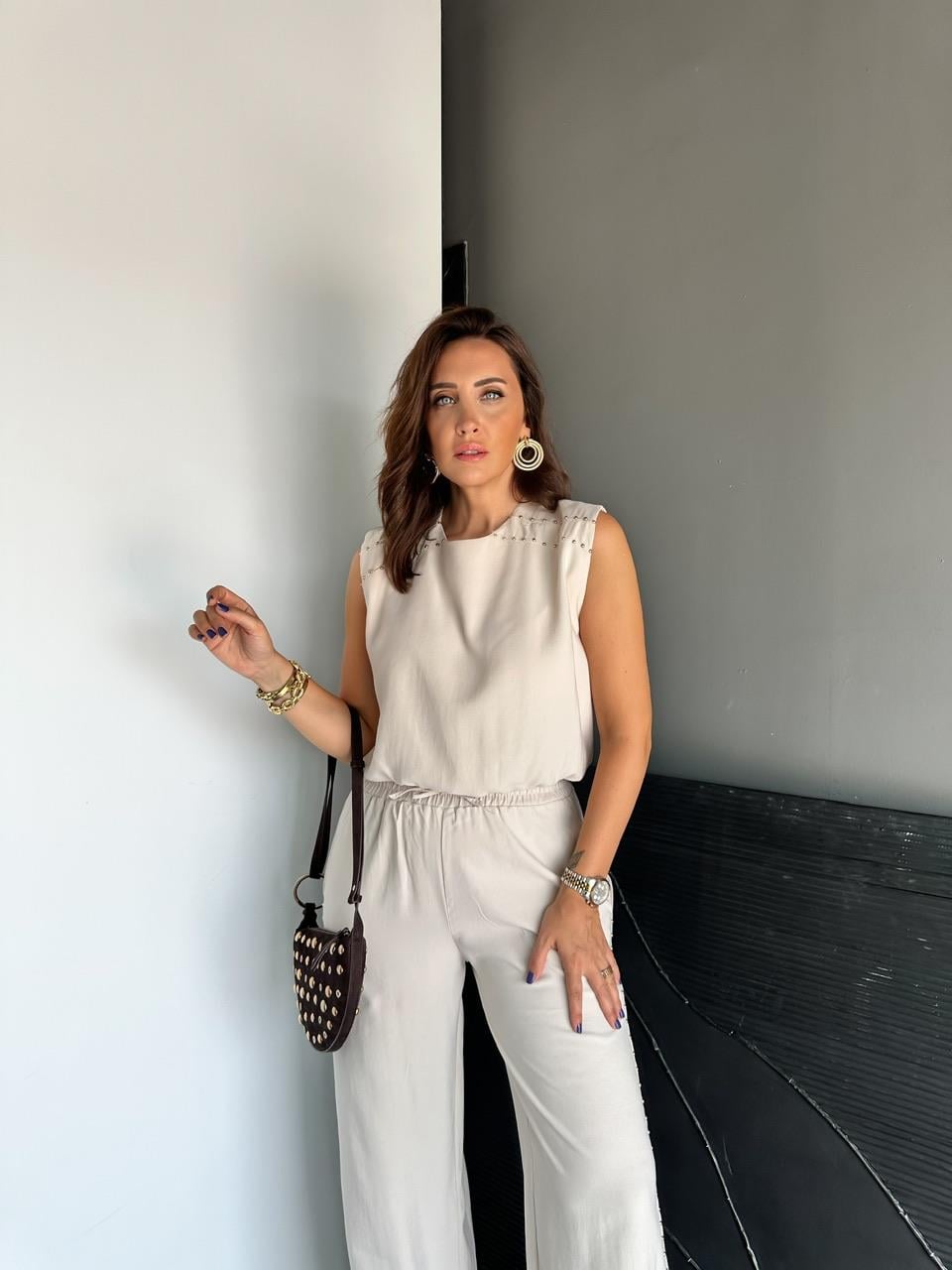 Taş Pantolon Ve Bluzlu Zımbalı Takım