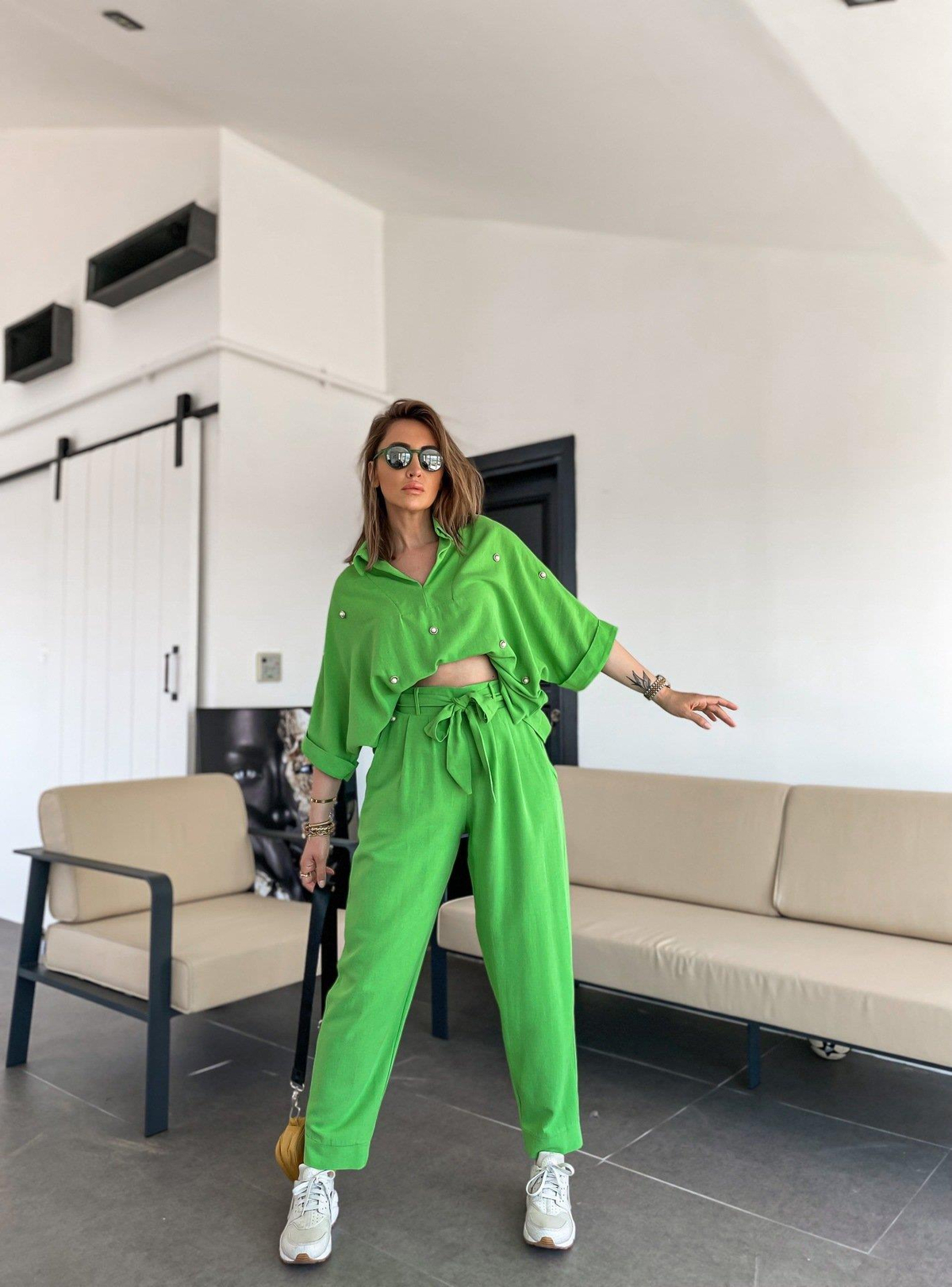 Yeşil Beli Kuşaklı Pileli Pantolon