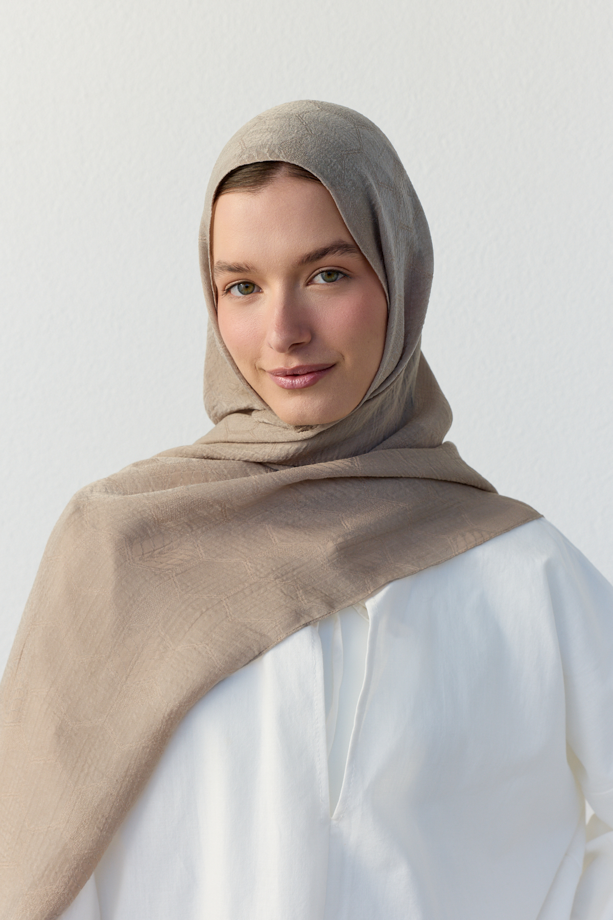  LUNA BAŞAK JAKARLI KUM RENGİ ŞAL
