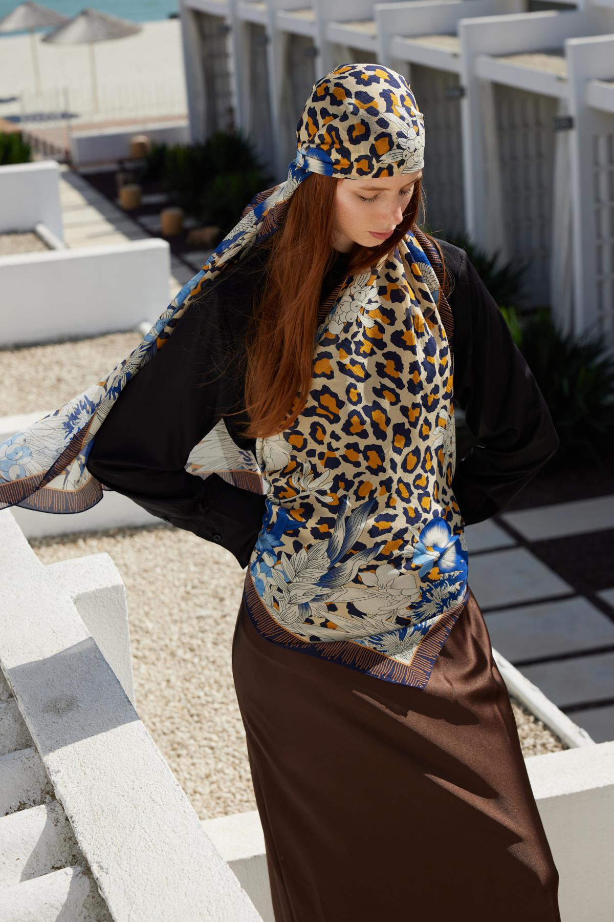 LİORA SAKS MAVİ LEOPAR DESEN İPEK ŞAL
