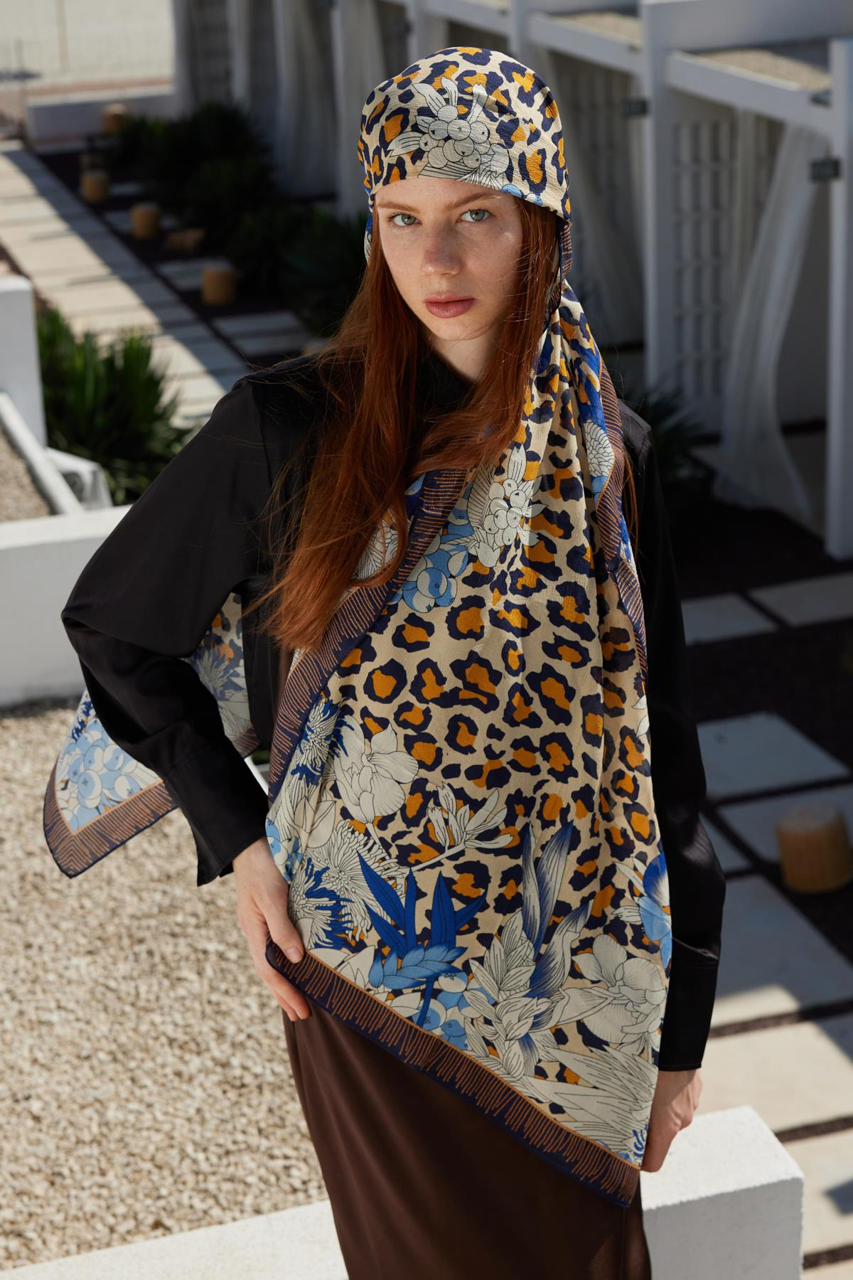 LİORA SAKS MAVİ LEOPAR DESEN İPEK ŞAL