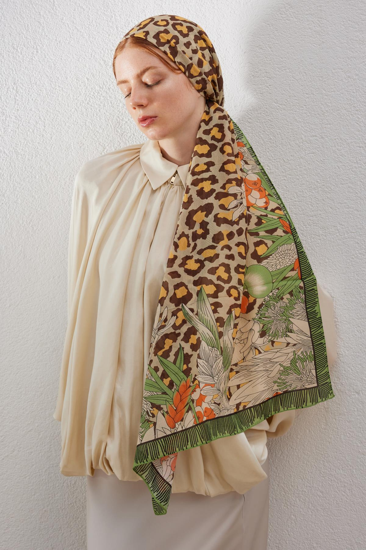 LİORA YEŞİL LEOPAR DESEN İPEK ŞAL 
