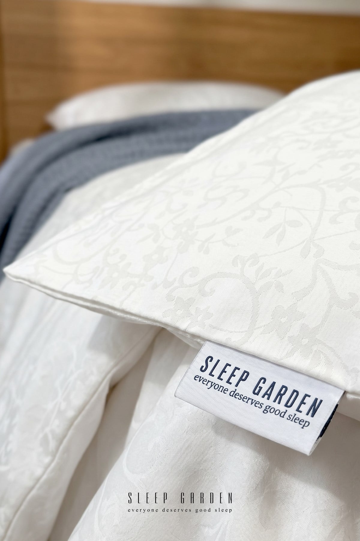 Jakar Deluxe %100 Pamuk Lastikli Beyaz Nevresim Takımı%100 Pamuk Lastikli Beyaz Jakarlı Tek Kişilik Nevresim Takımı | Sleep GardenSleep Garden