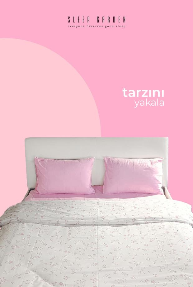 Pembe Çiçekli Nevresim Takımı